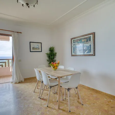 Huge Balcony Over Canteras By Canariasgetaway *