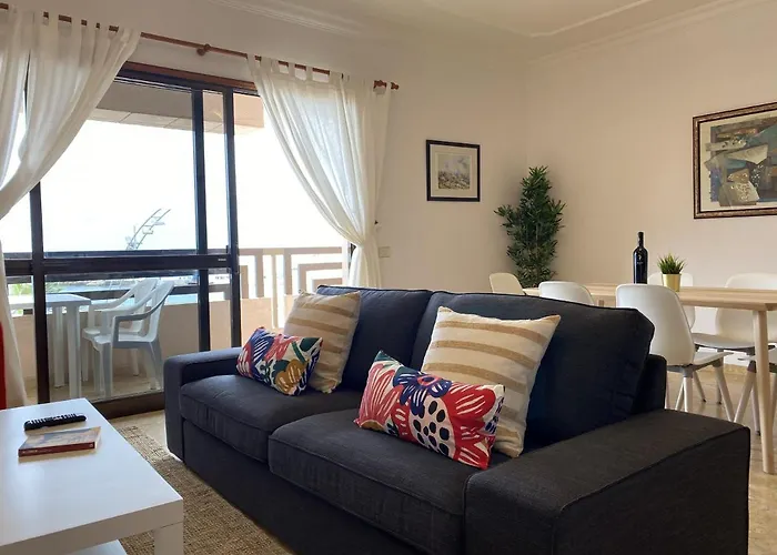 Feriehus Huge Balcony Over Canteras By Canariasgetaway *